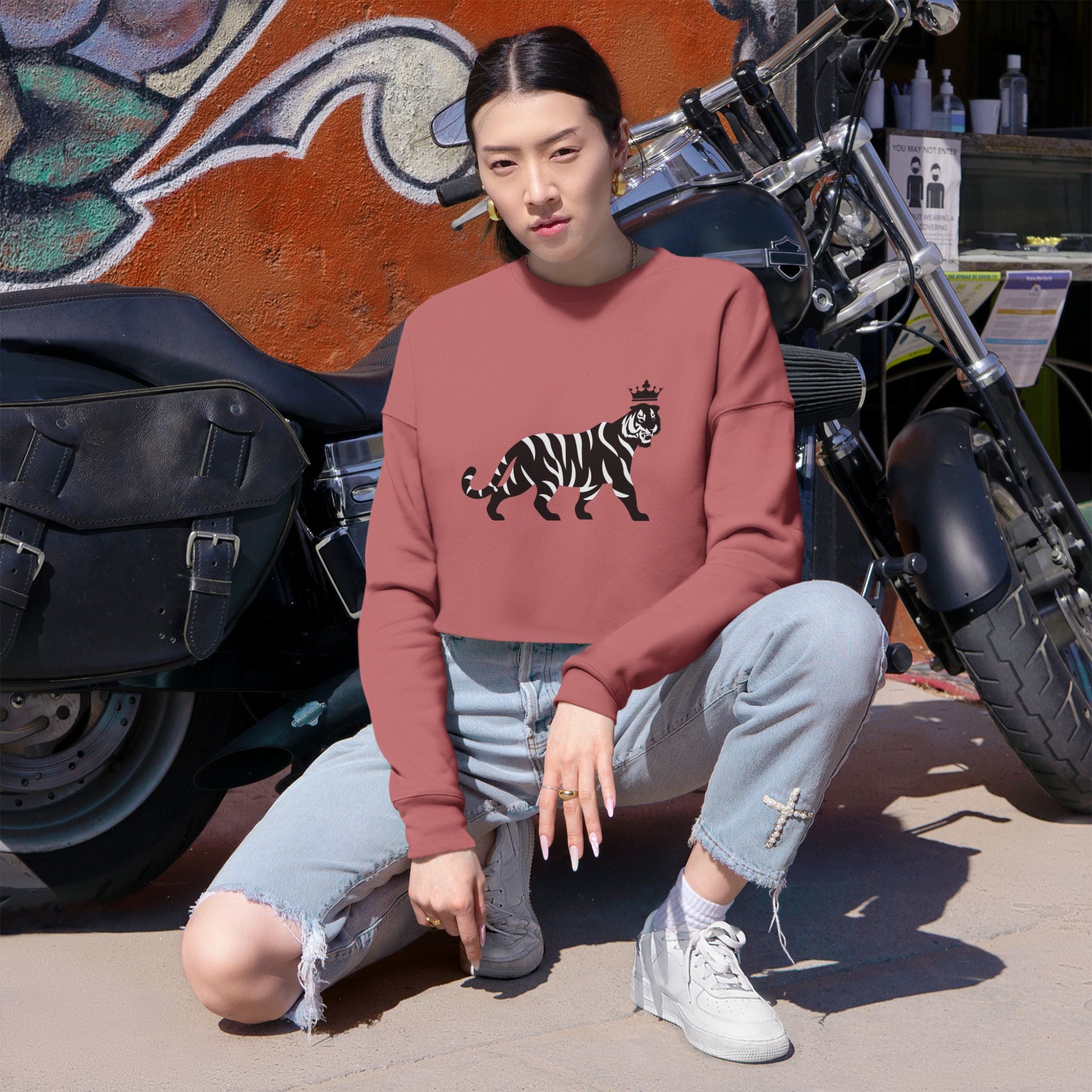 Trigger Women's Cropped Sweatshirt